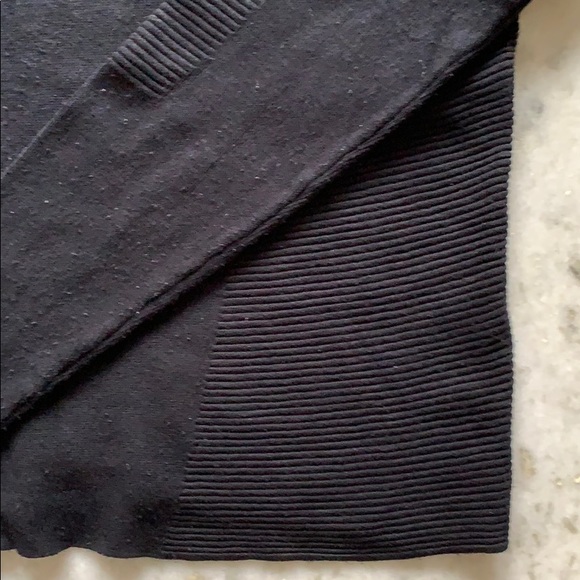 Mango - Picture 3 of 5